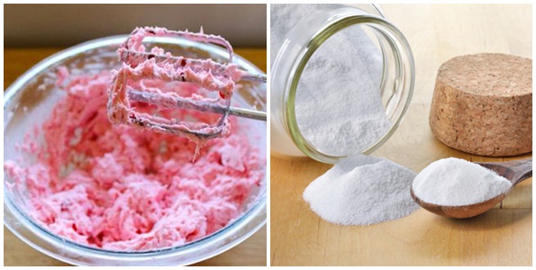 Baking soda làm trắng răng cực kì tốt khi kết hợp với dâu tây